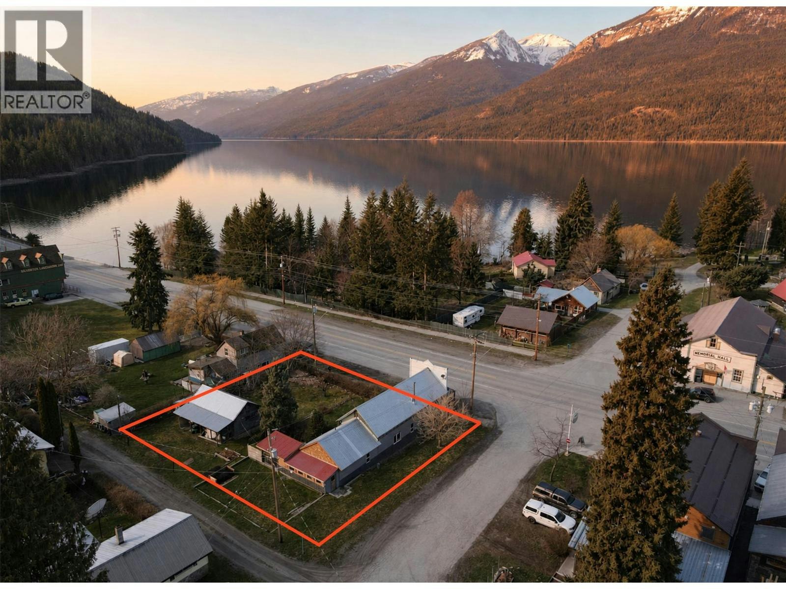 124 Lake Avenue, Silverton, BC, V0G 1S0