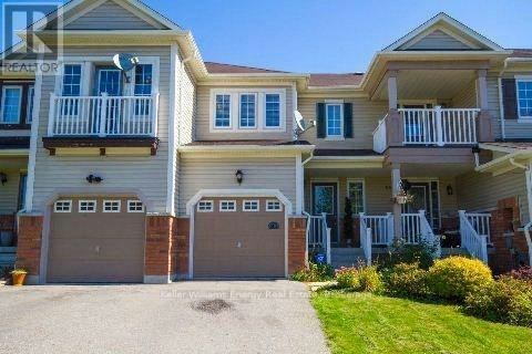 93 Robideau Place, Whitby, ON, L1R 3G7