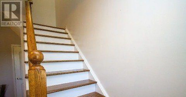 93 Robideau Place, Whitby, ON, L1R 3G7 - 3