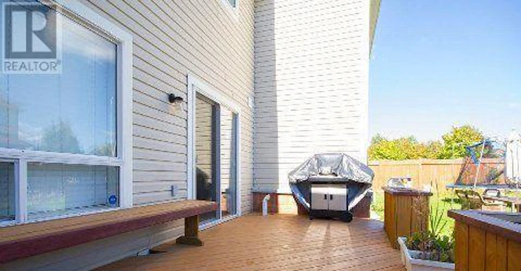 93 Robideau Place, Whitby, ON, L1R 3G7 - 17