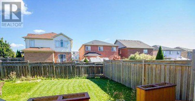 93 Robideau Place, Whitby, ON, L1R 3G7 - 14