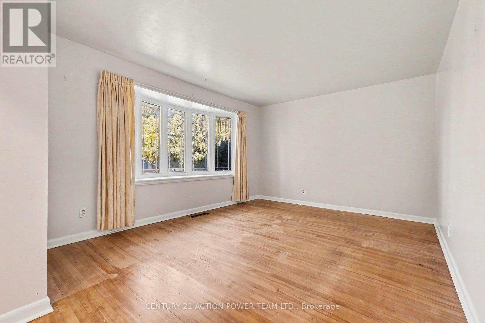 1821 Haig Drive W, Ottawa, ON, K1G 2J2 - 5