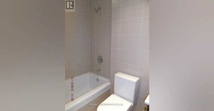 1009-1 Market Street, Toronto, ON, M5E 0A2 - 13