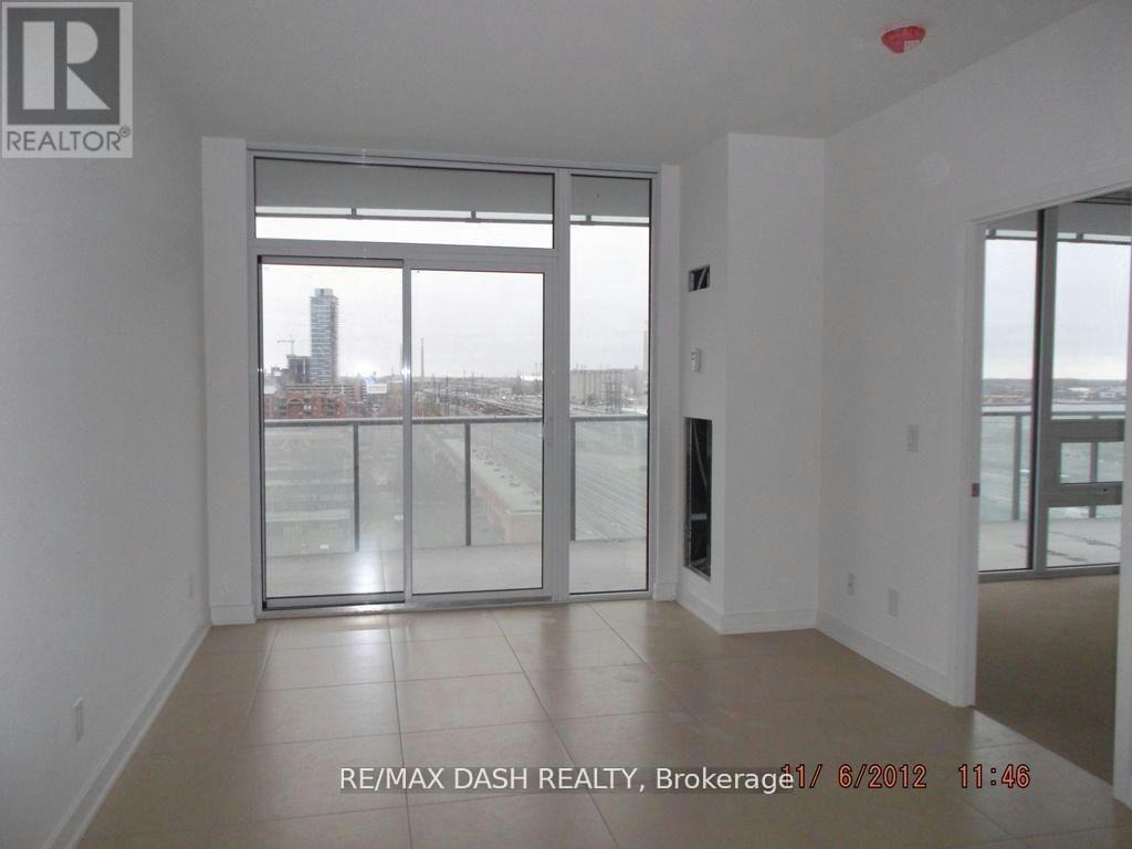 1009-1 Market Street, Toronto, ON, M5E 0A2 - 17