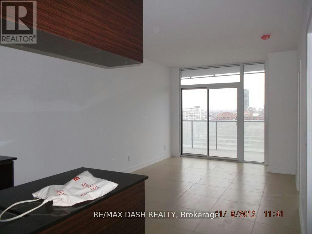 1009-1 Market Street, Toronto, ON, M5E 0A2 - 10
