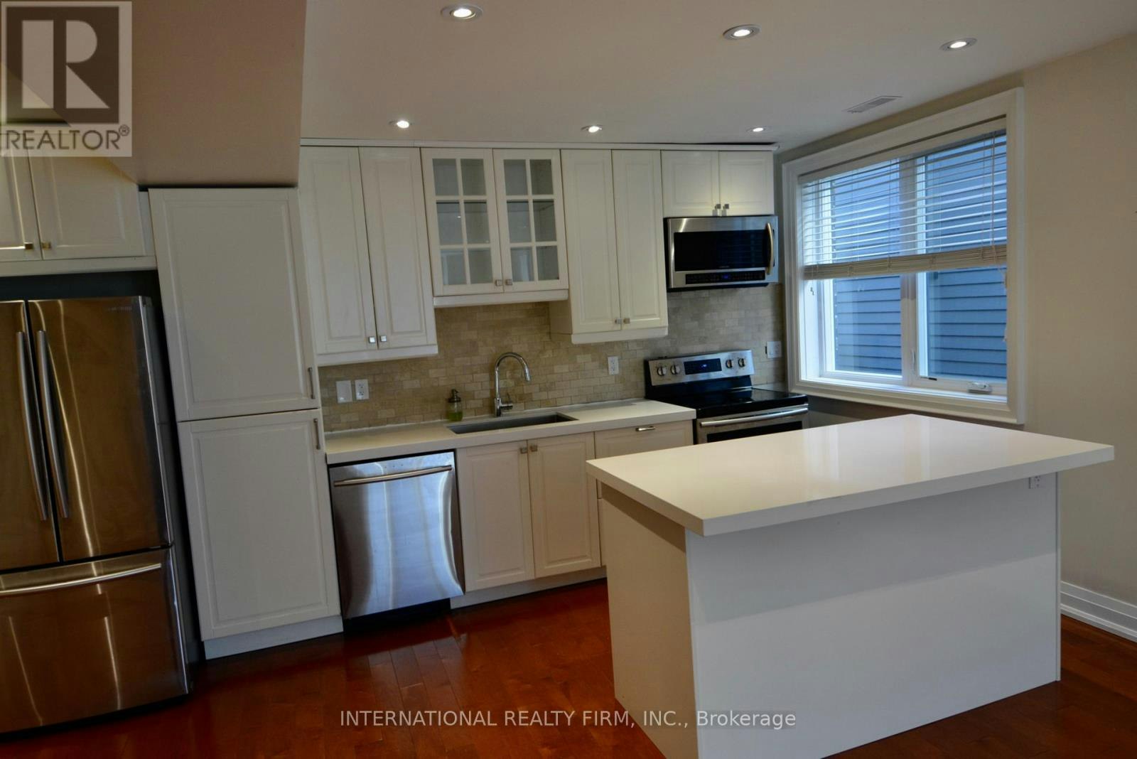 MAIN FLOOR-24 Duggan Avenue, Toronto, ON, M4V 1Y2 - 26