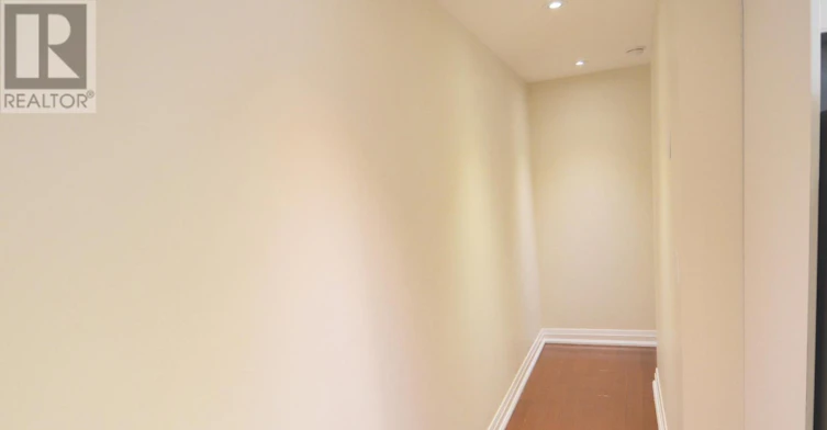 MAIN FLOOR-24 Duggan Avenue, Toronto, ON, M4V 1Y2 - 23