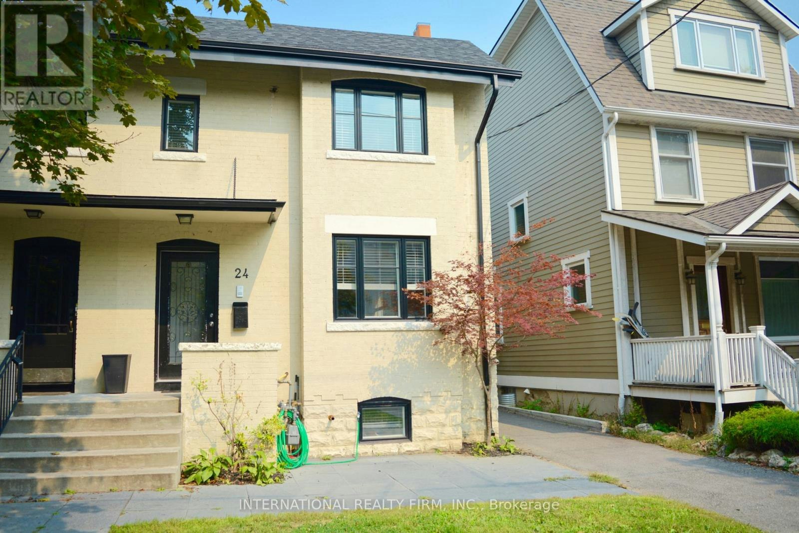 MAIN FLOOR-24 Duggan Avenue, Toronto, ON, M4V 1Y2