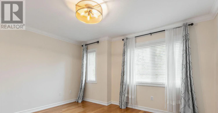37 Birdstone Crescent, Toronto, ON, M6N 5H5 - 8