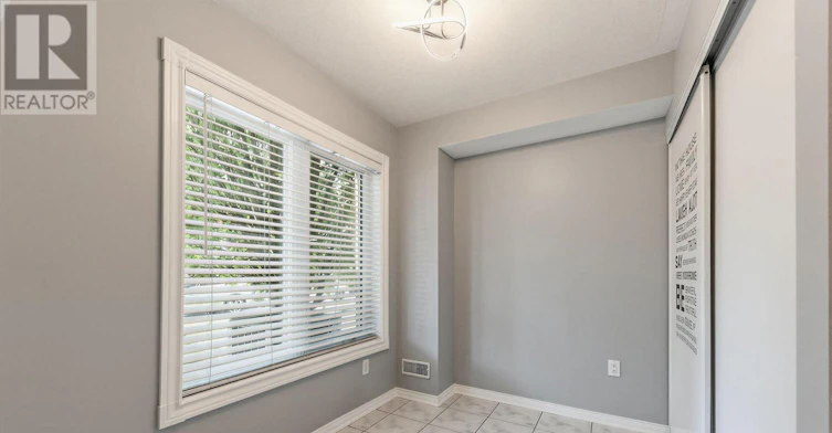 37 Birdstone Crescent, Toronto, ON, M6N 5H5 - 15