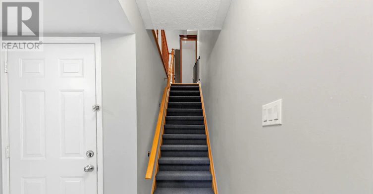 37 Birdstone Crescent, Toronto, ON, M6N 5H5 - 14