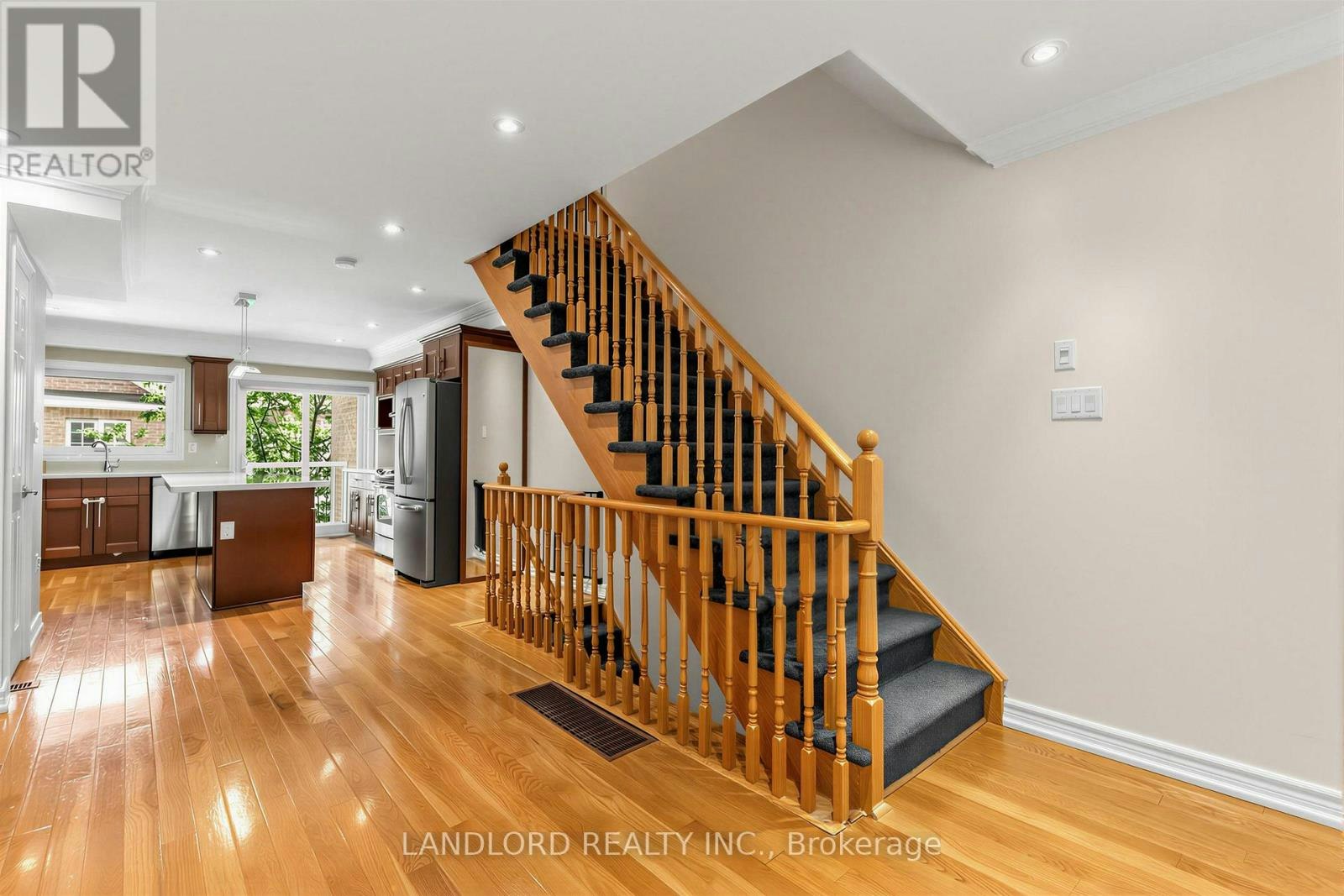 37 Birdstone Crescent, Toronto, ON, M6N 5H5 - 2