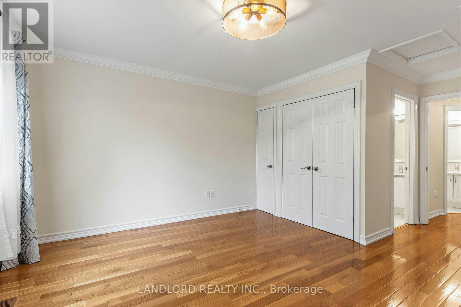 37 Birdstone Crescent, Toronto, ON, M6N 5H5 - 9