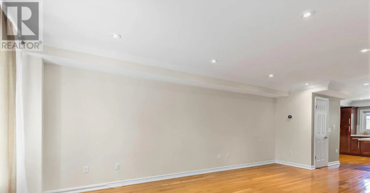 37 Birdstone Crescent, Toronto, ON, M6N 5H5 - 5