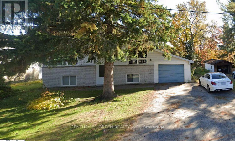 45 Elliott Street W