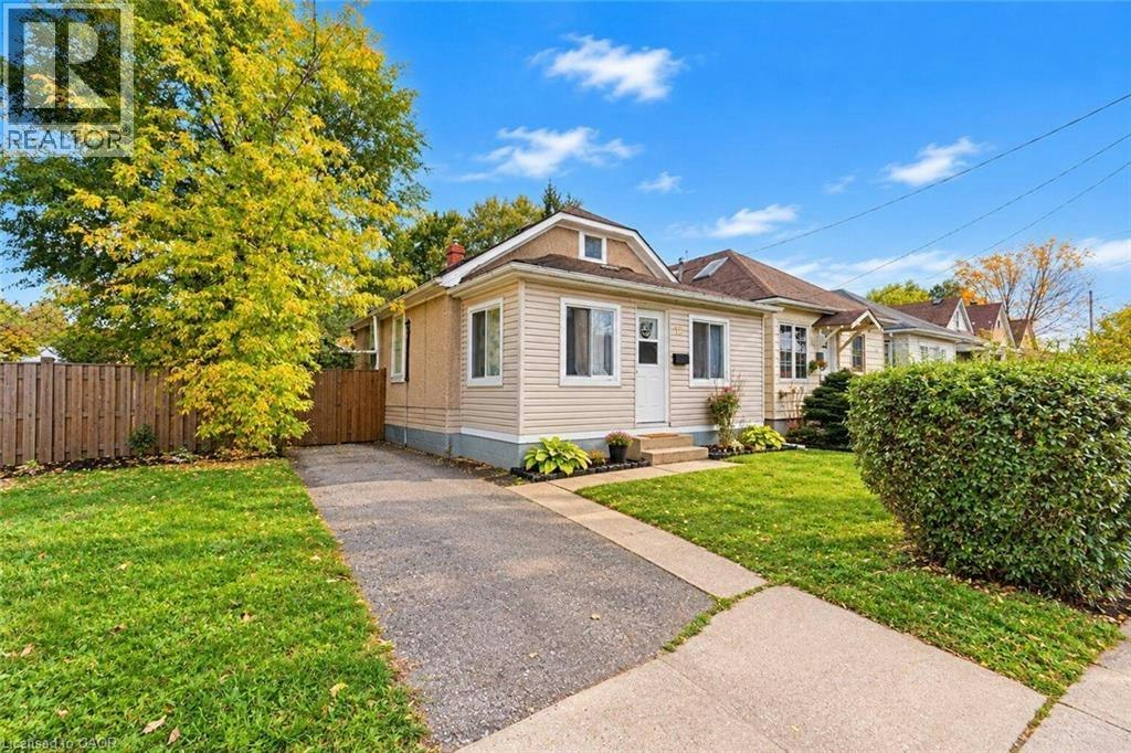 12 Merigold Street, St. Catharines, ON, L2S 2N3