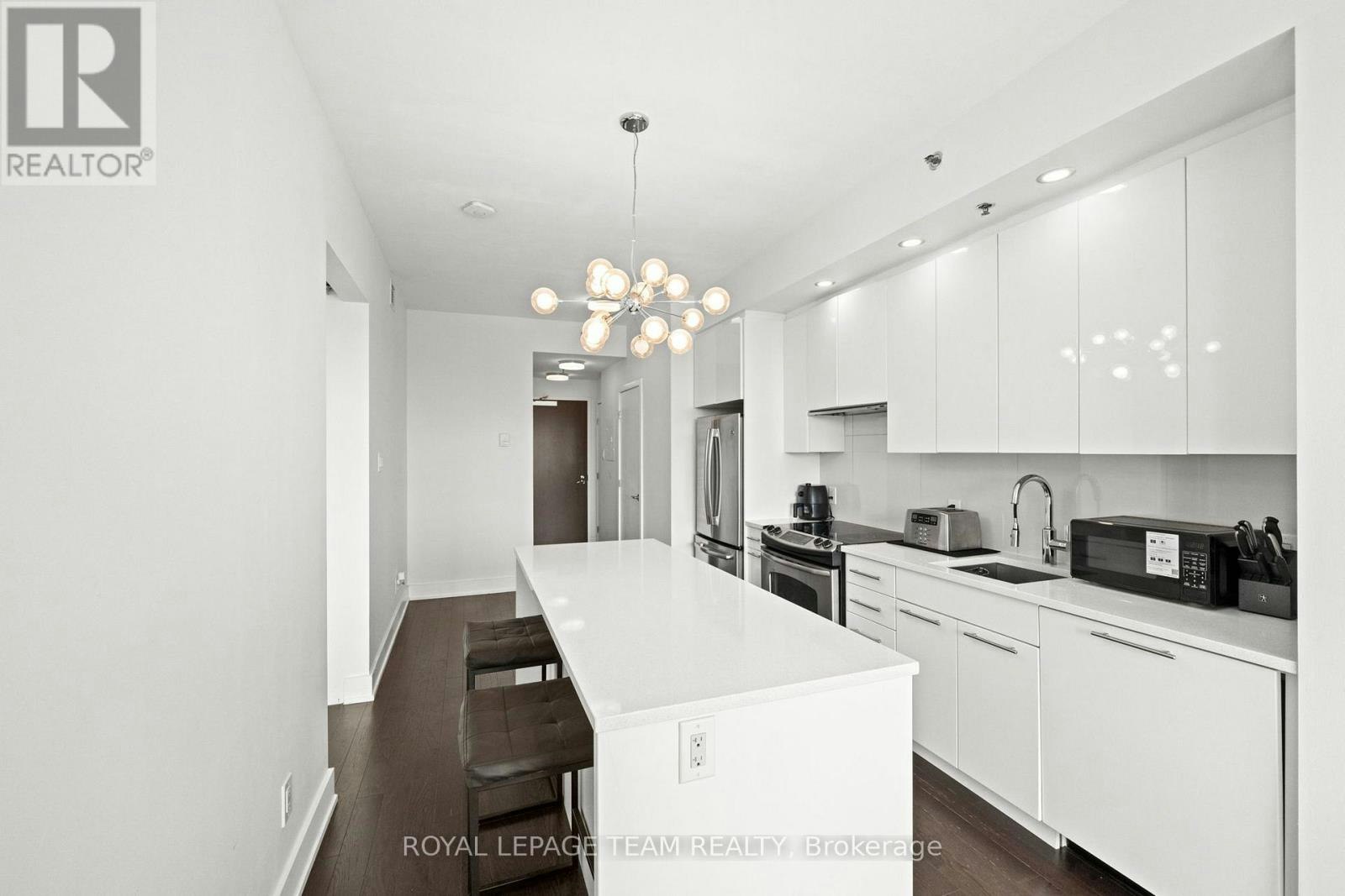 702-108 Richmond Road, Ottawa, ON, K1Z 0B3 - 16