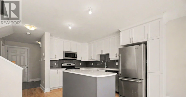 202 St Malo Place, Russell, ON, K0A 1W0 - 11