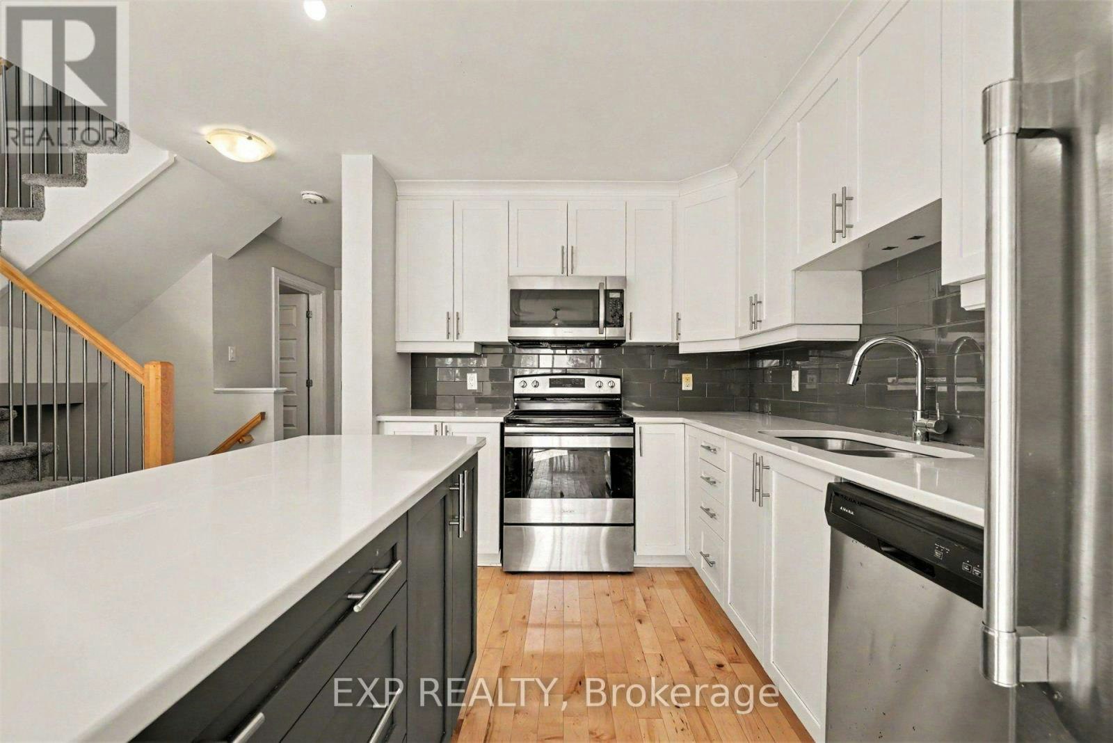202 St Malo Place, Russell, ON, K0A 1W0 - 13