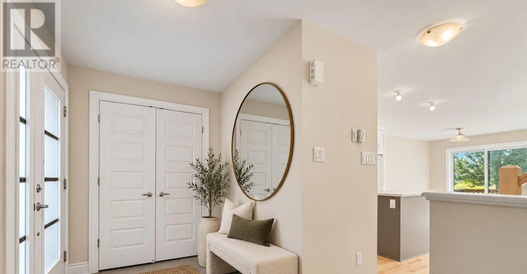 202 St Malo Place, Russell, ON, K0A 1W0 - 3