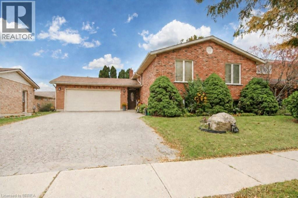 72 Lynden Hill Crescent, Brantford, ON, N3P 1R5