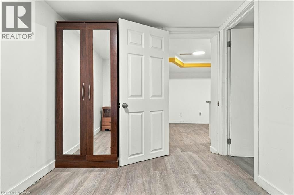 2-168 Fifth Avenue, Kitchener, ON, N2C 1P7 - 6