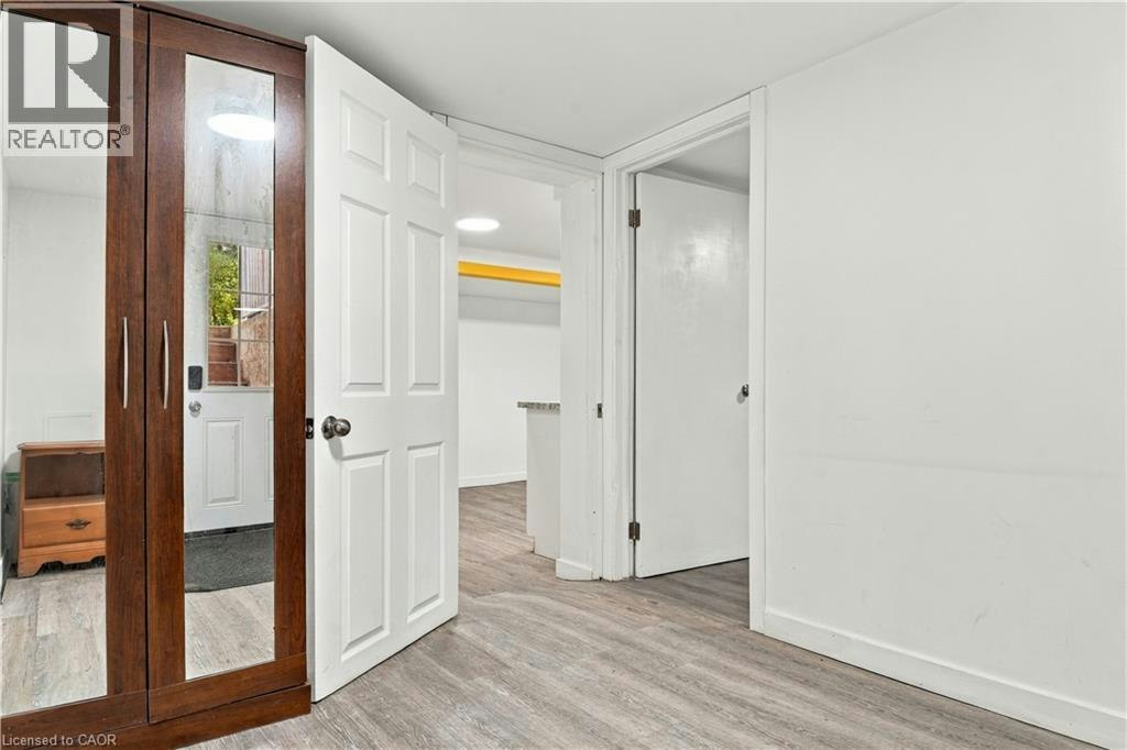 2-168 Fifth Avenue, Kitchener, ON, N2C 1P7 - 7
