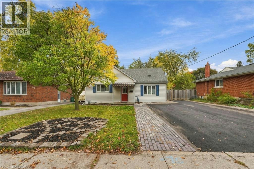 2-168 Fifth Avenue, Kitchener, ON, N2C 1P7 - 3