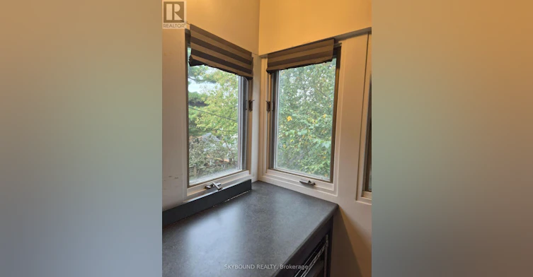 UPPER-122 Arundel Avenue, Toronto, ON, M4K 3A4 - 5