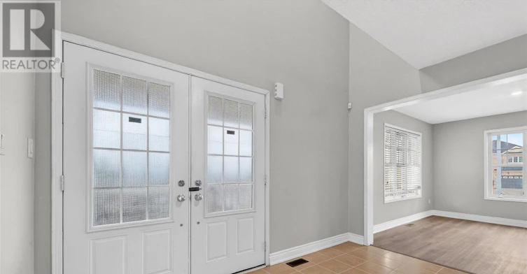 939 Miller Park Avenue, Bradford West Gwillimbury, ON, L3Z 0L6 - 5