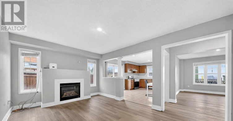 939 Miller Park Avenue, Bradford West Gwillimbury, ON, L3Z 0L6 - 12