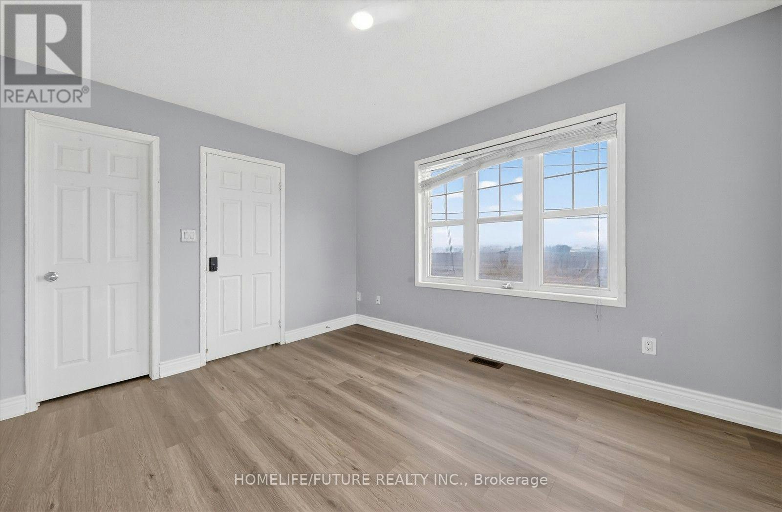 939 Miller Park Avenue, Bradford West Gwillimbury, ON, L3Z 0L6 - 32