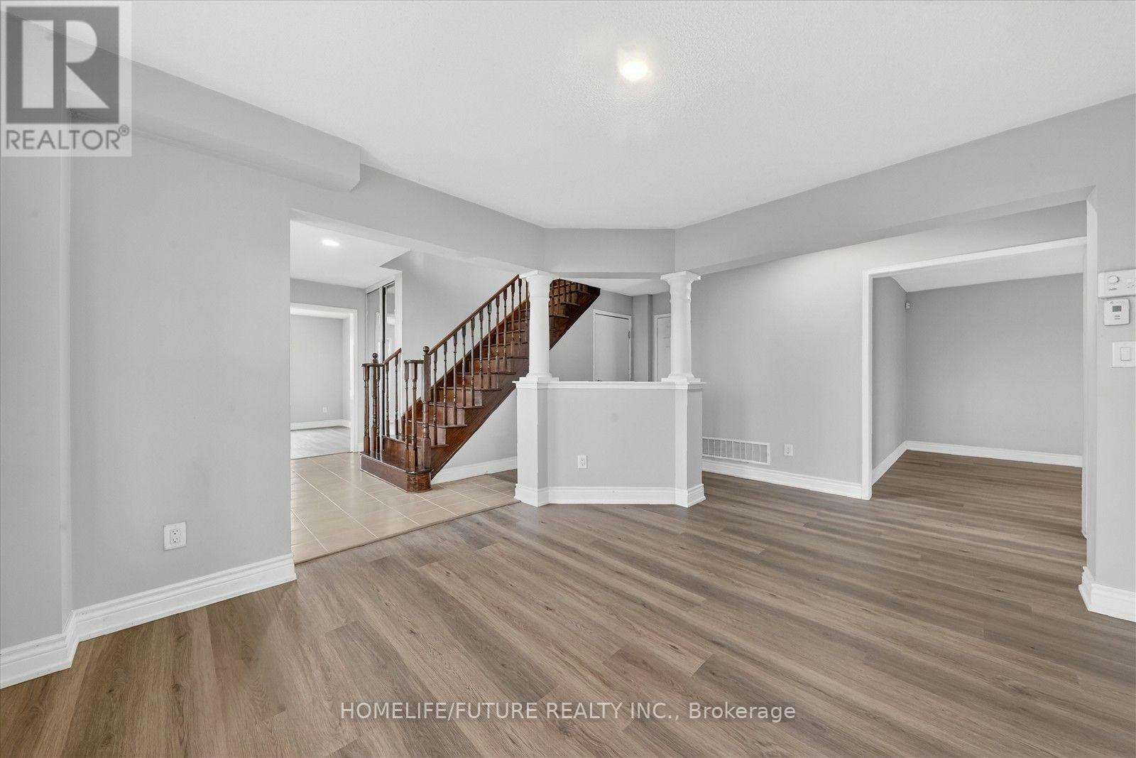 939 Miller Park Avenue, Bradford West Gwillimbury, ON, L3Z 0L6 - 10