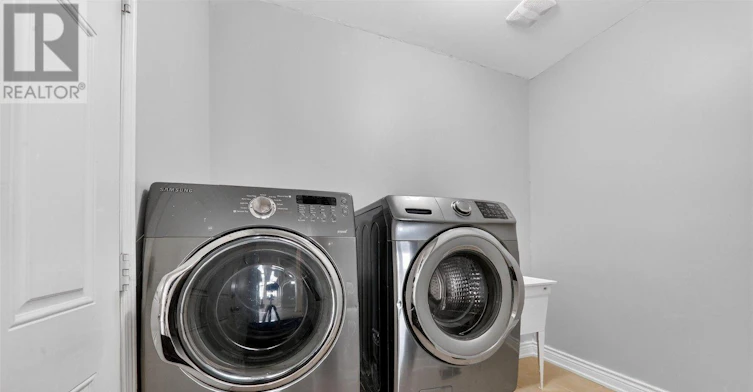939 Miller Park Avenue, Bradford West Gwillimbury, ON, L3Z 0L6 - 18