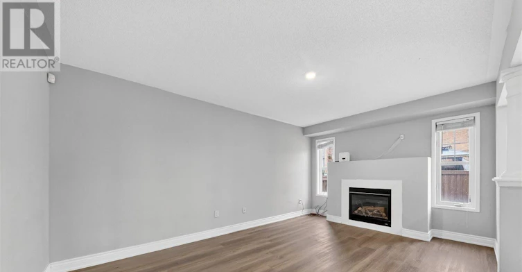 939 Miller Park Avenue, Bradford West Gwillimbury, ON, L3Z 0L6 - 11