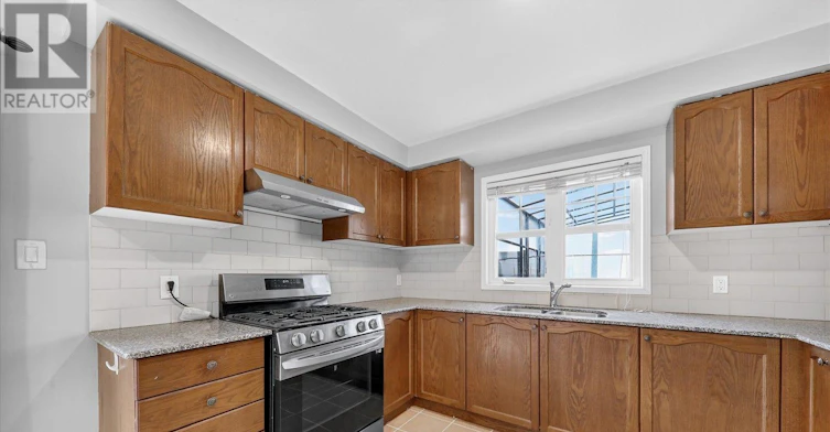 939 Miller Park Avenue, Bradford West Gwillimbury, ON, L3Z 0L6 - 16