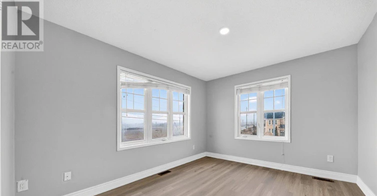 939 Miller Park Avenue, Bradford West Gwillimbury, ON, L3Z 0L6 - 31