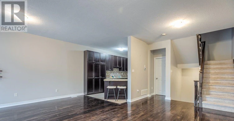 28-181 Plains Road W, Burlington, ON, L7T 0B1 - 12