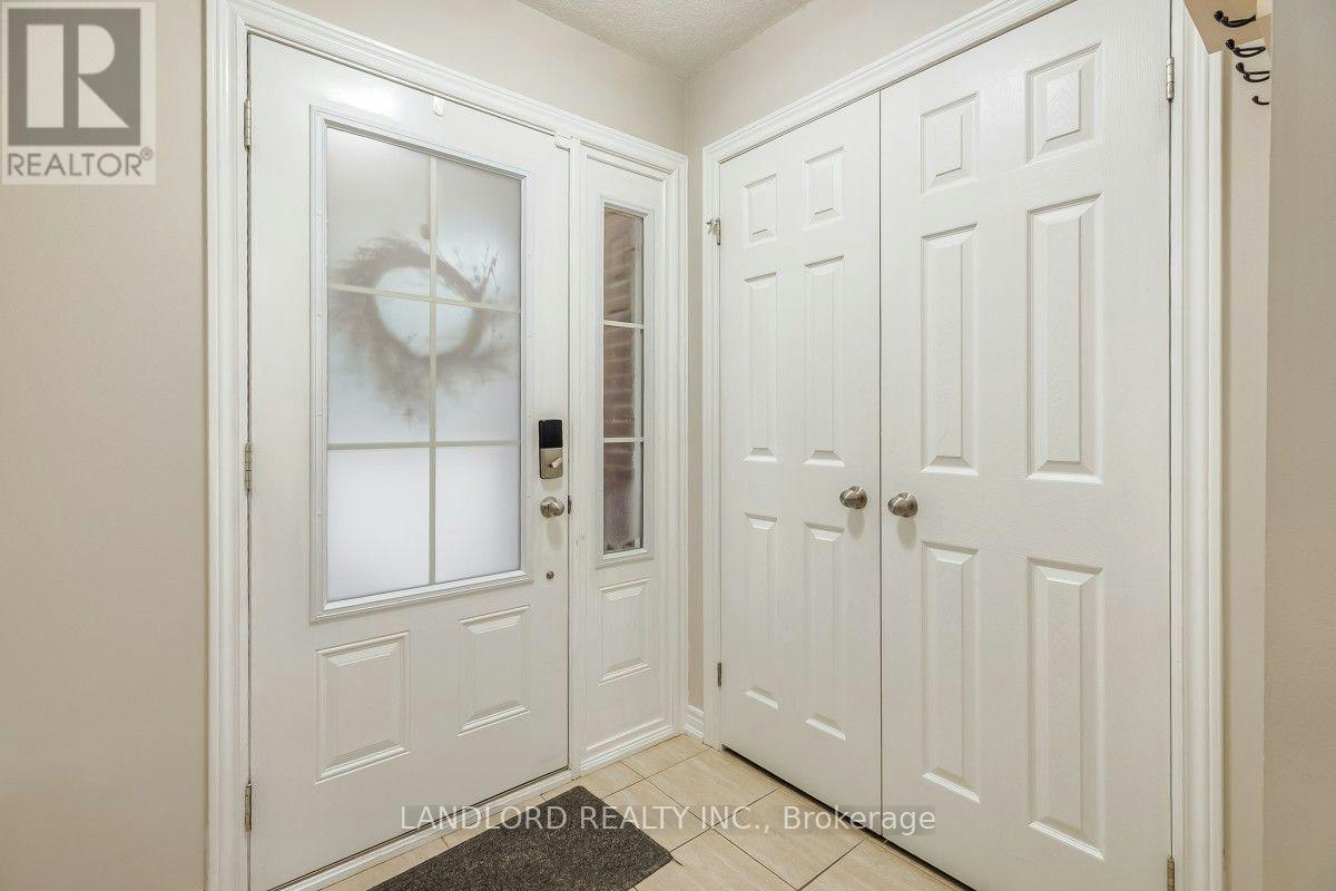 28-181 Plains Road W, Burlington, ON, L7T 0B1 - 4