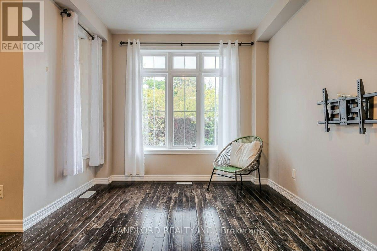 28-181 Plains Road W, Burlington, ON, L7T 0B1 - 11