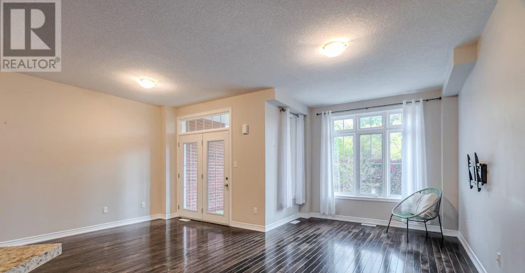 28-181 Plains Road W, Burlington, ON, L7T 0B1 - 17