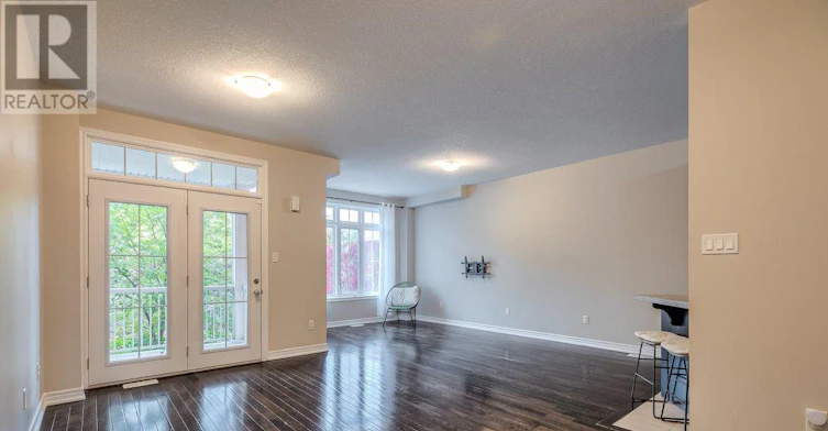 28-181 Plains Road W, Burlington, ON, L7T 0B1 - 8