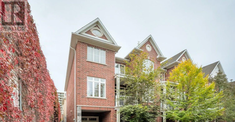 28-181 Plains Road W, Burlington, ON, L7T 0B1
