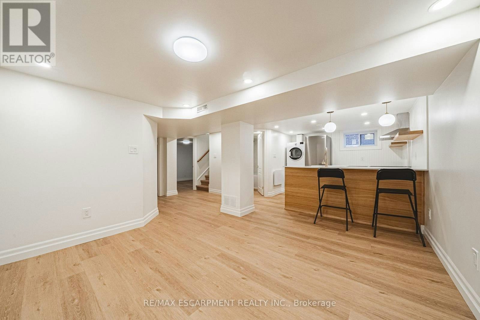 LOWER-113 Erin Avenue, Hamilton, ON, L8K 4W1 - 6