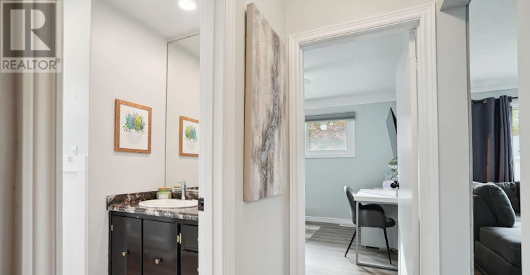 UPPER-13 Beaucourt Place, Hamilton, ON, L8S 2P8 - 24