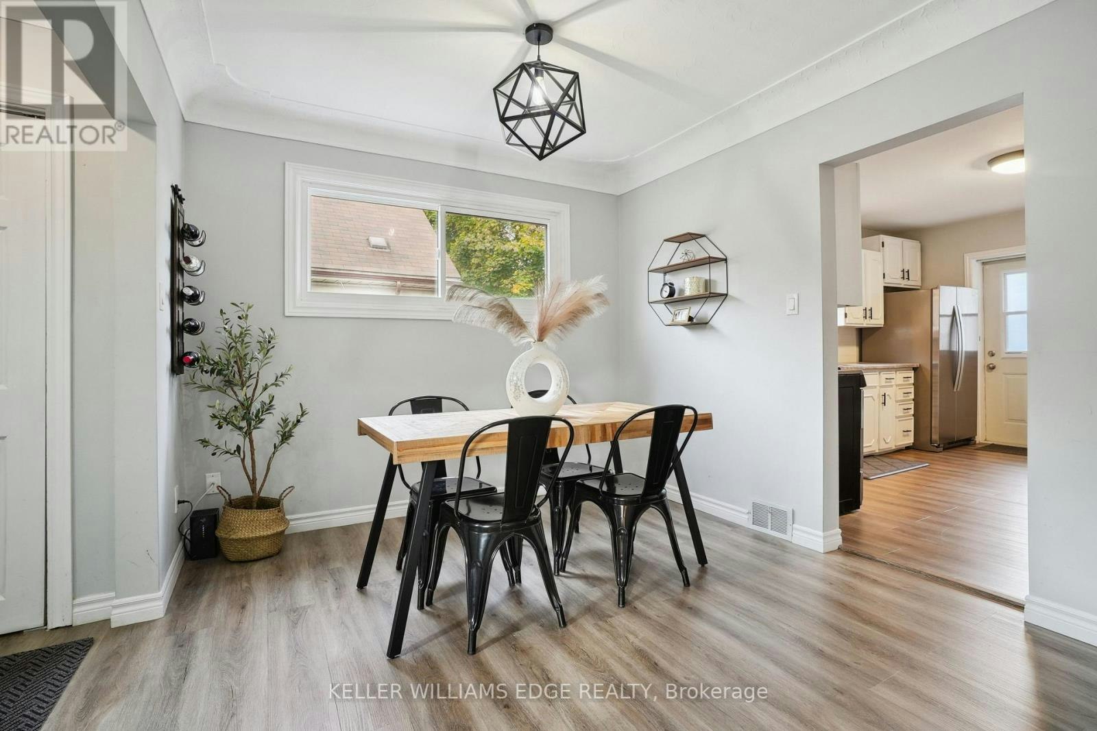 UPPER-13 Beaucourt Place, Hamilton, ON, L8S 2P8 - 6