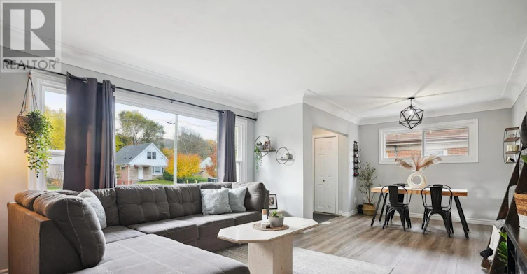 UPPER-13 Beaucourt Place, Hamilton, ON, L8S 2P8 - 11