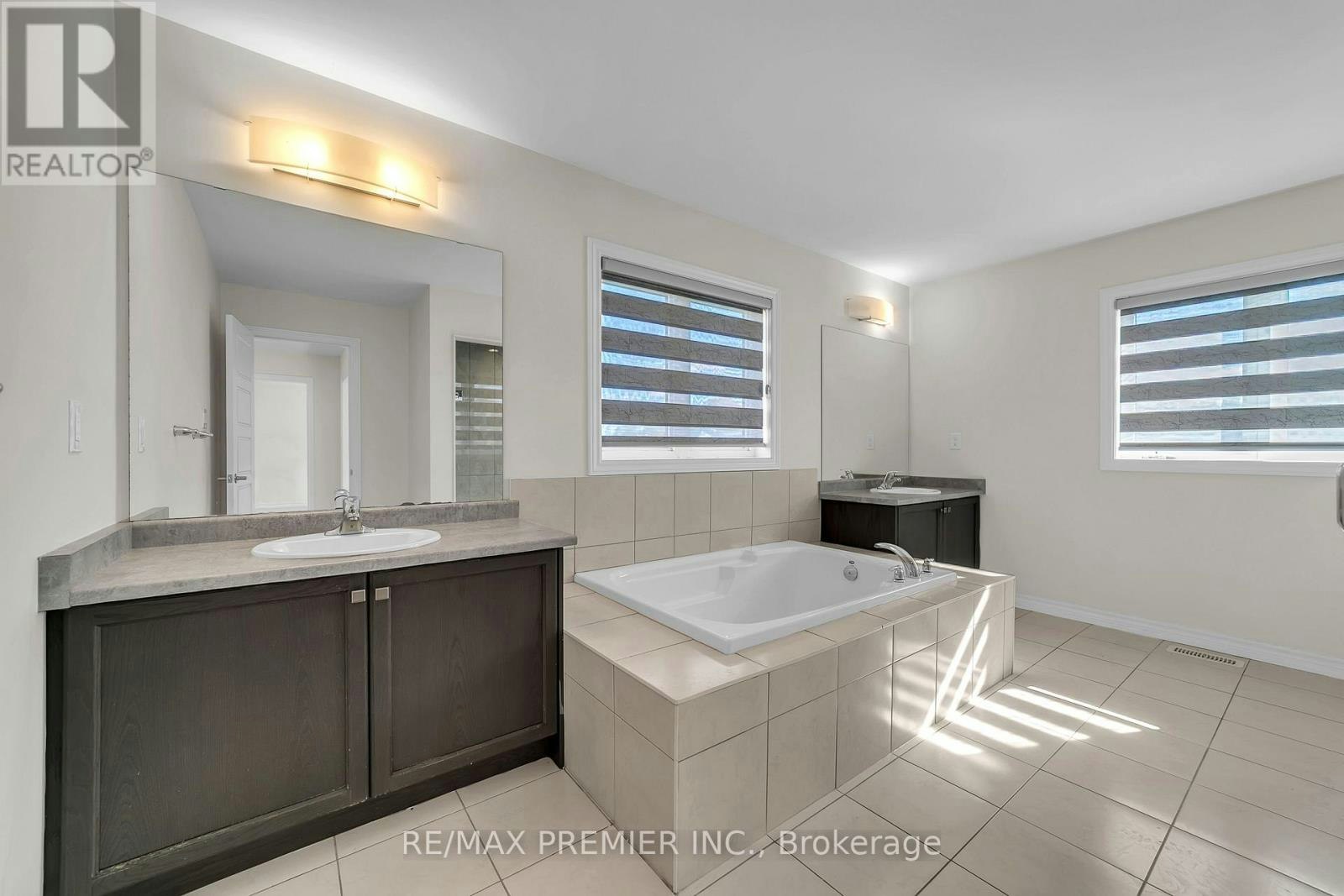 7784 Tupelo Crescent, Niagara Falls, ON, L2H 3R8 - 16