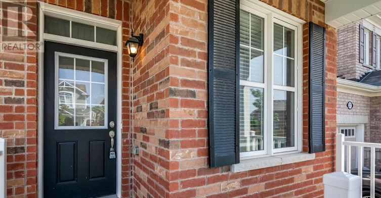 31 Pickett Place, Cambridge, ON, N3E 0B7 - 2