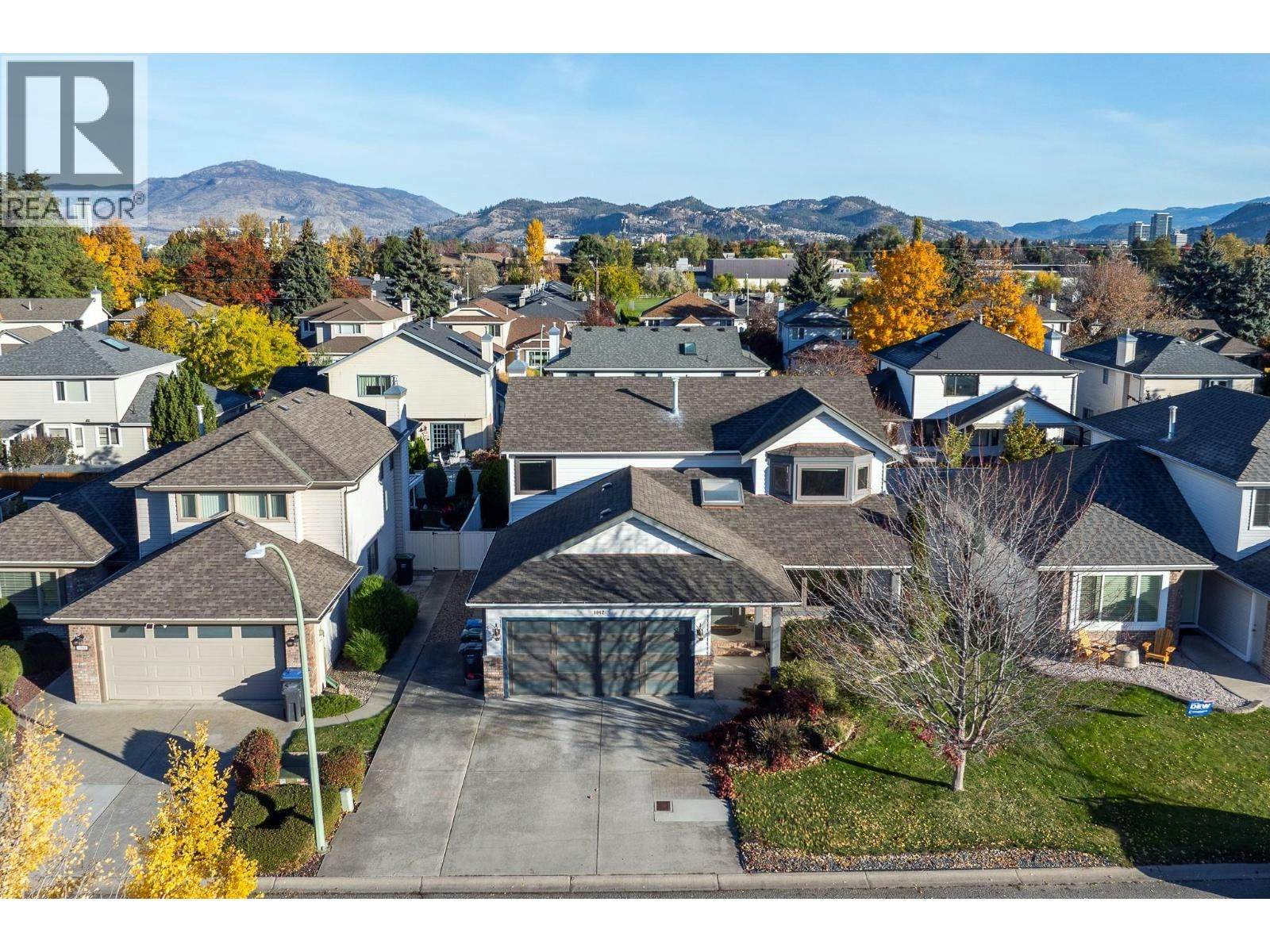 1042 Wintergreen Drive, Kelowna, BC, V1Y 9A3